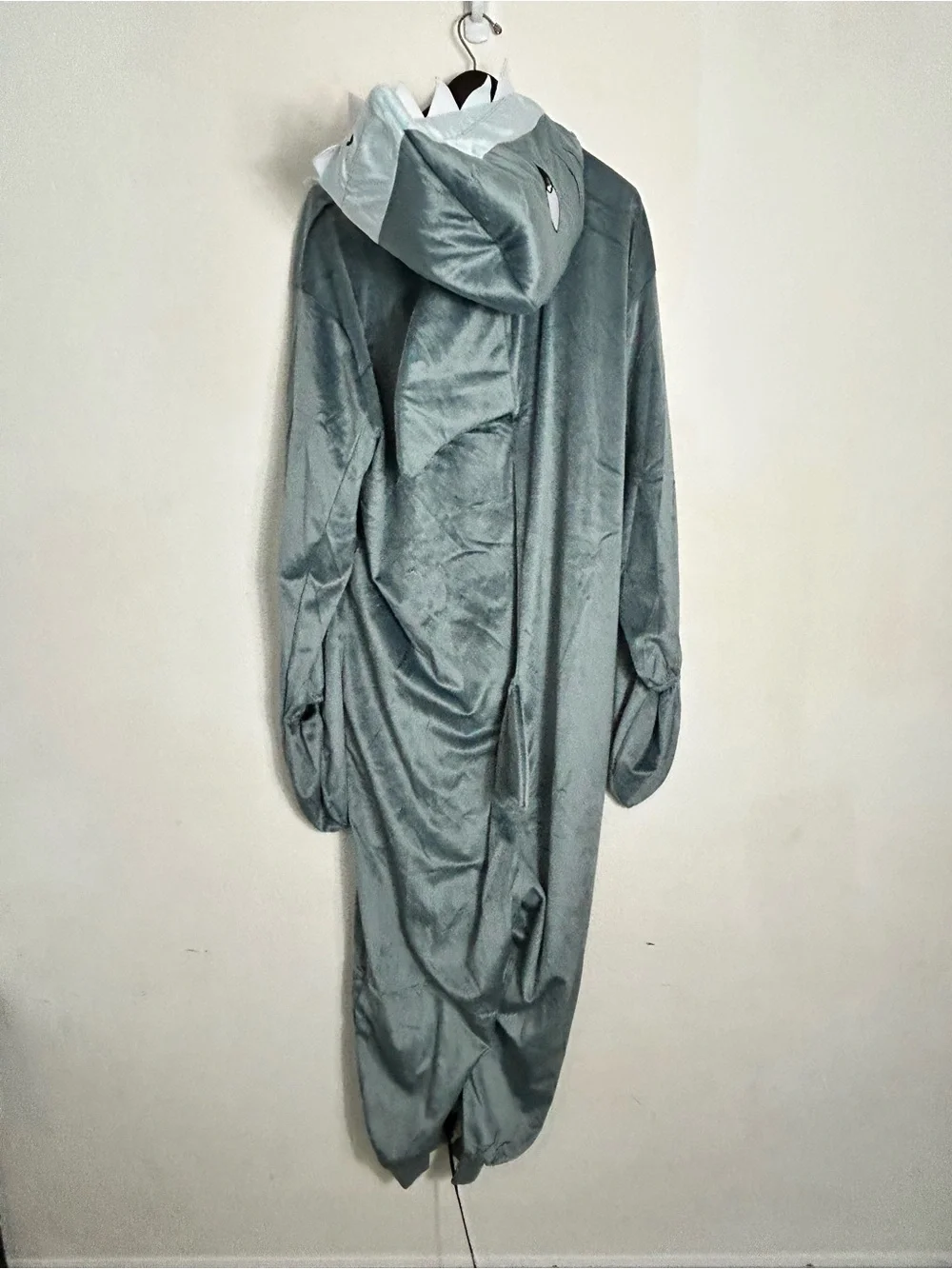Spirit Halloween Great White Shark Costume Size L/XL - Picture 9 of 14